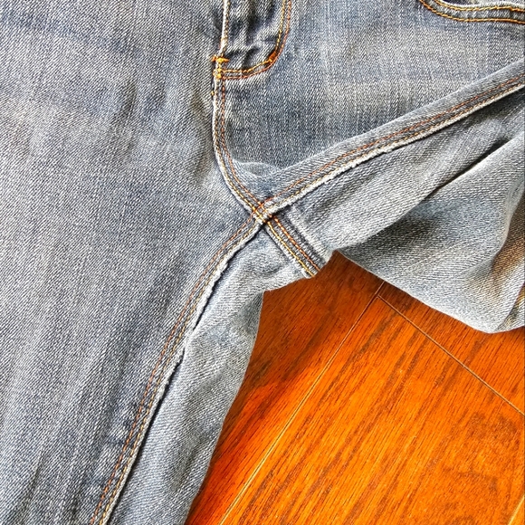 SO Jean's - Picture 10 of 11